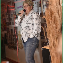 Reu-bureau-chez-Regine-18-11-23-N-114